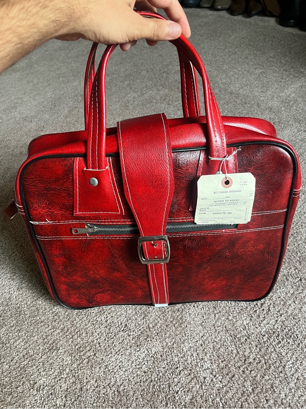 VTG 70’s Marbled Red Vinyl / Faux Leather Carry-On Travel Bag - Picture 4 of 7